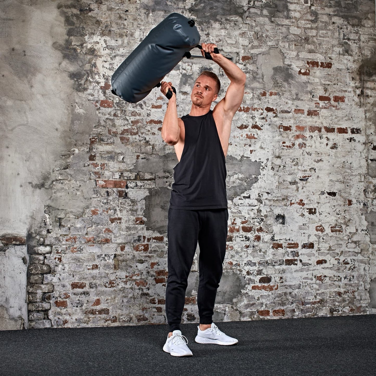 Sandbag - One size. Up to 30 kg.